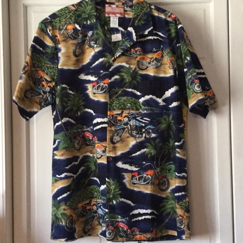 Hawaiian 🌺 shirt - Picture 2 of 3